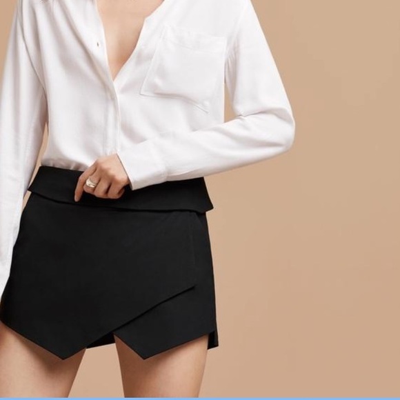 Aritzia Pants - ❗️SOLD❗️Talula Berkelee Skort